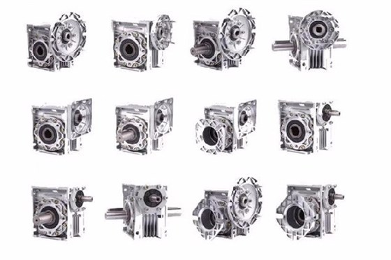 蝸輪蝸桿減速機各種輸出形式 - 副本.jpg